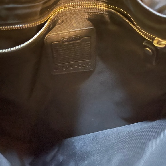 Authentic Coach Map Sack. This is a heavy thick black leather bag. - Picture 9 of 11